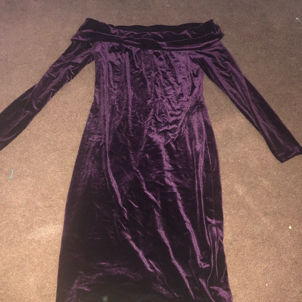 Calvin Klein burgundy velvet dress